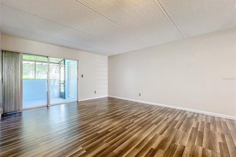 Copropriété à vendre à DeLand, Floride: 2 chambres, 94.76 m2 № 1339775 - photo 4