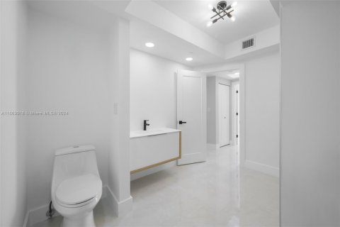 Copropriété à vendre à Aventura, Floride: 3 chambres, 144.93 m2 № 1388083 - photo 17