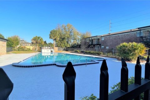 Condo in Orlando, Florida, 1 bedroom  № 1390905 - photo 13