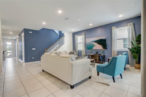 Villa ou maison à vendre à Kissimmee, Floride: 7 chambres, 277.5 m2 № 1242866 - photo 5