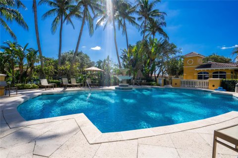 Condominio en venta en Hillsboro Beach, Florida, 3 dormitorios, 200.67 m2 № 1029564 - foto 14