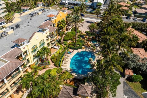 Copropriété à vendre à Hillsboro Beach, Floride: 3 chambres, 200.67 m2 № 1029564 - photo 16