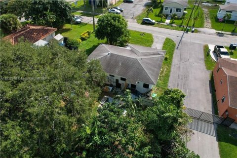 Casa en venta en El Portal, Florida, 3 dormitorios, 100.33 m2 № 1021722 - foto 30