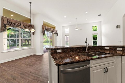 Casa en venta en Orlando, Florida, 4 dormitorios, 257.53 m2 № 1304001 - foto 24