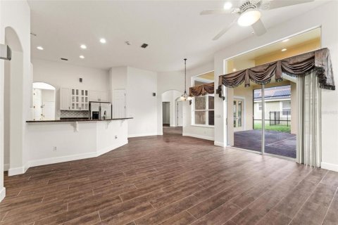 Casa en venta en Orlando, Florida, 4 dormitorios, 257.53 m2 № 1304001 - foto 18