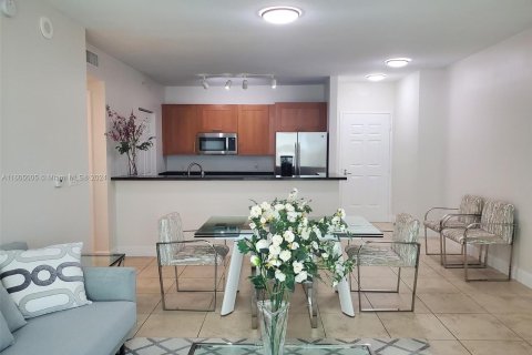 Condominio en venta en Coral Gables, Florida, 2 dormitorios, 110.65 m2 № 1225421 - foto 4