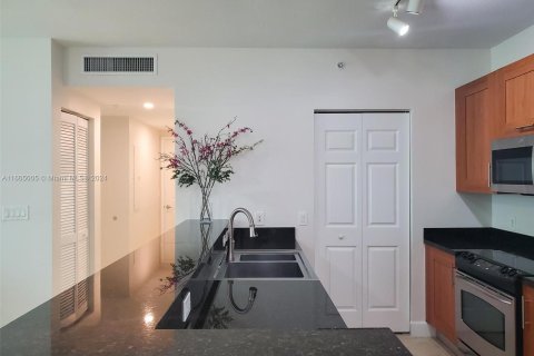 Condominio en venta en Coral Gables, Florida, 2 dormitorios, 110.65 m2 № 1225421 - foto 3