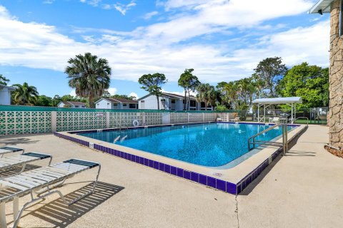 Condo in Stuart, Florida, 2 bedrooms  № 1079108 - photo 9