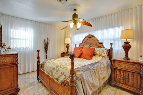 Copropriété à vendre à Lauderdale Lakes, Floride: 2 chambres, 87.7 m2 № 1071982 - photo 15