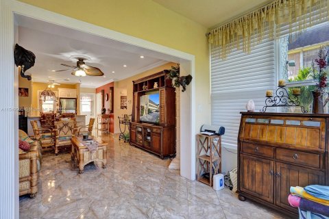 Copropriété à vendre à Lauderdale Lakes, Floride: 2 chambres, 87.7 m2 № 1071982 - photo 10