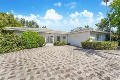 Terreno en venta en Bal Harbour, Florida № 1168305 - foto 8