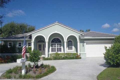 Villa ou maison à vendre à Jupiter, Floride: 3 chambres, 231.23 m2 № 1326016 - photo 5