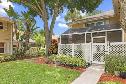 Townhouse in Boynton Beach, Florida 2 bedrooms, 127.65 sq.m. № 1241115 - photo 3