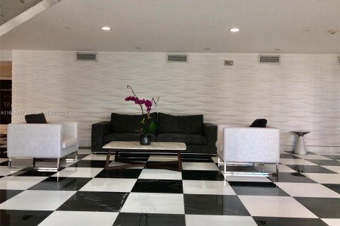 Condominio en venta en Miami, Florida, 2 dormitorios, 107.21 m2 № 1241067 - foto 18