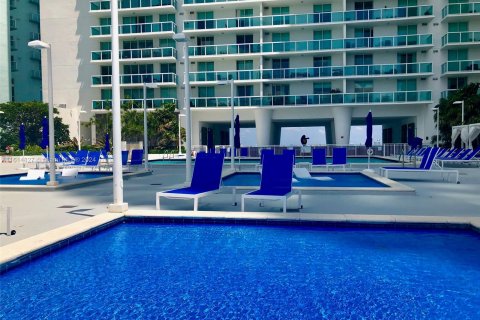 Condo in Miami, Florida, 2 bedrooms  № 1241067 - photo 29