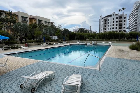 Condominio en venta en Coral Gables, Florida, 2 dormitorios, 104.89 m2 № 1370718 - foto 12