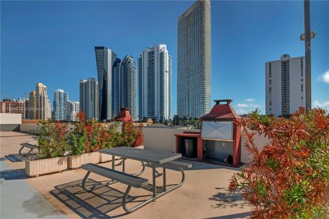 Condo in Sunny Isles Beach, Florida, 1 bedroom  № 1420207 - photo 20