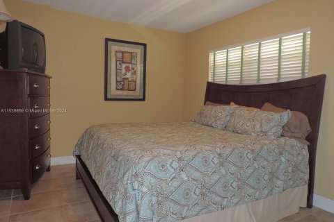 Copropriété à vendre à Pompano Beach, Floride: 1 chambre, 60.39 m2 № 1017624 - photo 10