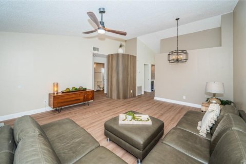 Copropriété à vendre à Clearwater, Floride: 2 chambres, 112.41 m2 № 1377859 - photo 10