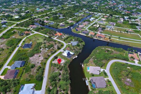 Terreno en venta en Port Charlotte, Florida № 1278671 - foto 6