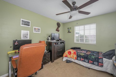 Casa en venta en Stuart, Florida, 4 dormitorios, 185.71 m2 № 1056930 - foto 7