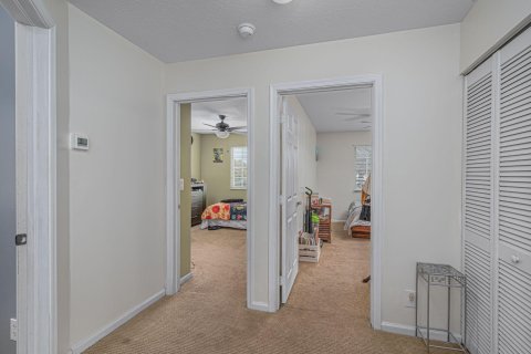 Casa en venta en Stuart, Florida, 4 dormitorios, 185.71 m2 № 1056930 - foto 9