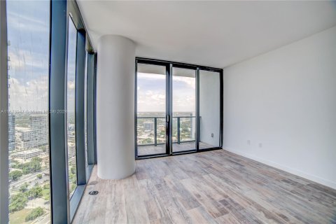 Condo in Miami, Florida, 4 bedrooms  № 1397050 - photo 3