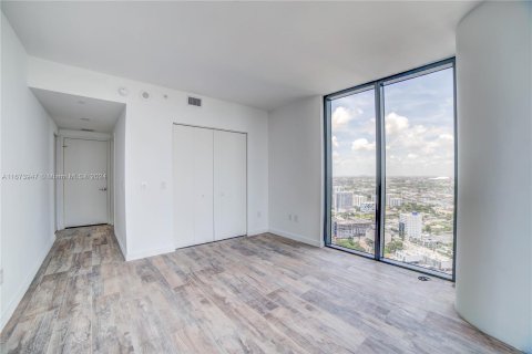 Condo in Miami, Florida, 4 bedrooms  № 1397050 - photo 5