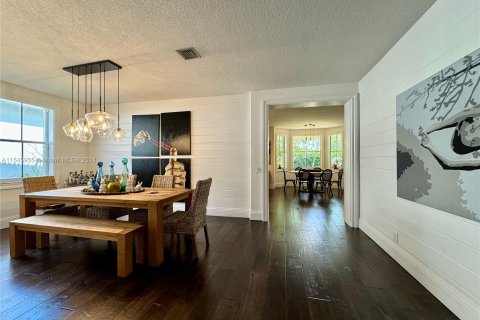 Casa en venta en Weston, Florida, 6 dormitorios, 367.99 m2 № 1050670 - foto 17