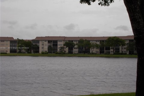 Condominio en venta en Pembroke Pines, Florida, 2 dormitorios, 126.72 m2 № 1226567 - foto 6