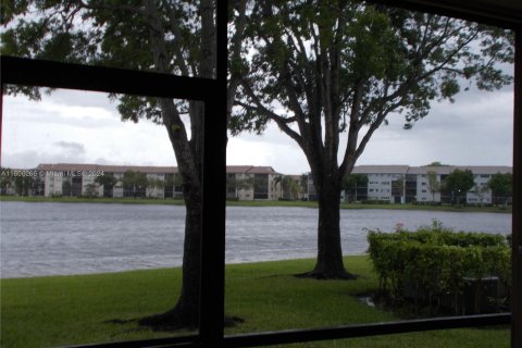 Condominio en venta en Pembroke Pines, Florida, 2 dormitorios, 126.72 m2 № 1226567 - foto 30