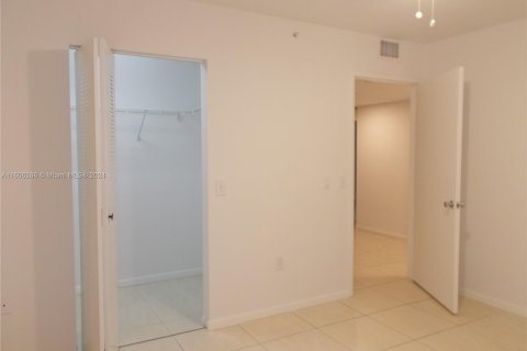 Condominio en venta en Pembroke Pines, Florida, 2 dormitorios, 126.72 m2 № 1226567 - foto 17