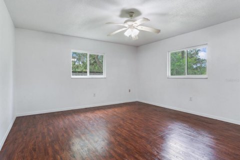 House in Plant City, Florida 2 bedrooms, 140.47 sq.m. № 1376087 - photo 20