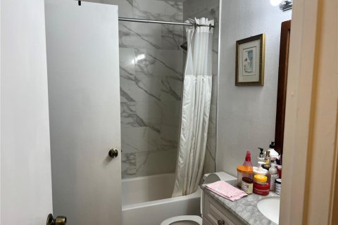 Condo in Orlando, Florida, 2 bedrooms  № 1390541 - photo 27