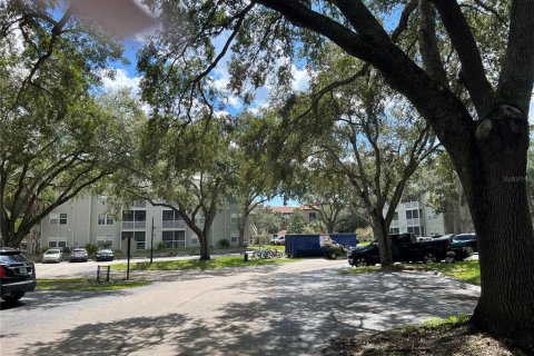 Copropriété à vendre à Orlando, Floride: 2 chambres, 92.07 m2 № 1390541 - photo 17