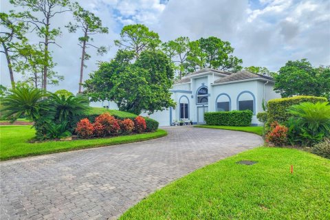 Villa ou maison à louer à Ormond Beach, Floride: 2 chambres, 241.82 m2 № 1370081 - photo 2