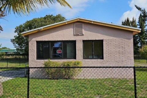 Купить виллу или дом в Ривьера-Бич, Флорида 3 спальни, 102.19м2, № 1076002 - фото 20