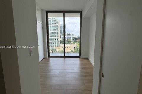 Condominio en alquiler en Miami, Florida, 2 dormitorios, 90.67 m2 № 1396828 - foto 10