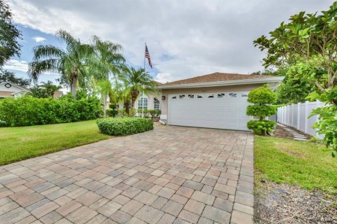 Villa ou maison à vendre à Tarpon Springs, Floride: 3 chambres, 161.84 m2 № 1347563 - photo 8