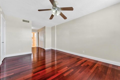 Condo in Plantation, Florida, 1 bedroom  № 1222516 - photo 23