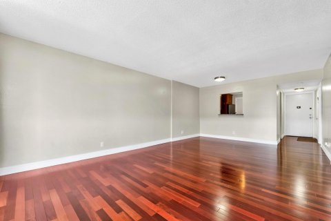 Condo in Plantation, Florida, 1 bedroom  № 1222516 - photo 26