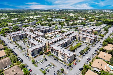 Condo in Plantation, Florida, 1 bedroom  № 1222516 - photo 2