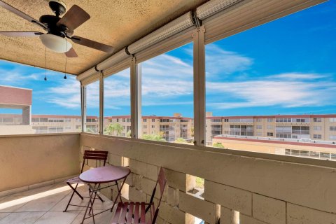 Condo in Plantation, Florida, 1 bedroom  № 1222516 - photo 13