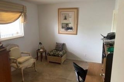 Condo in Tamarac, Florida, 2 bedrooms  № 1222471 - photo 14