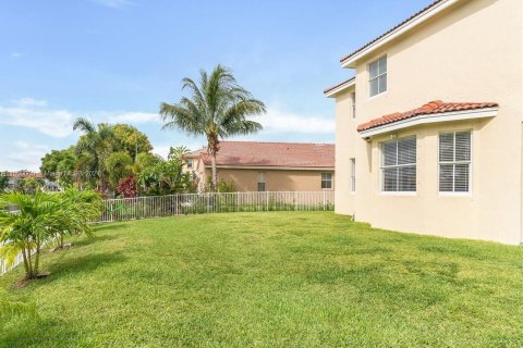 House in Miramar, Florida 4 bedrooms, 207.36 sq.m. № 1067507 - photo 13