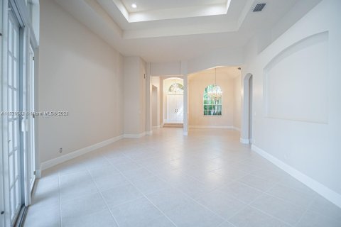 Villa ou maison à vendre à Weston, Floride: 5 chambres, 314.29 m2 № 1394918 - photo 11