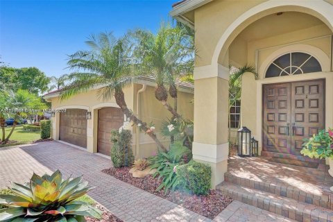 Villa ou maison à vendre à Weston, Floride: 5 chambres, 314.29 m2 № 1394918 - photo 5