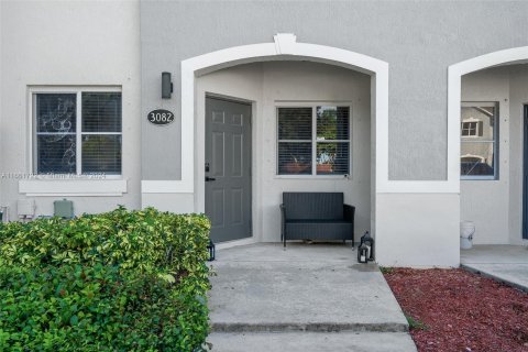 Townhouse in Homestead, Florida 2 bedrooms, 108.32 sq.m. № 1386065 - photo 4