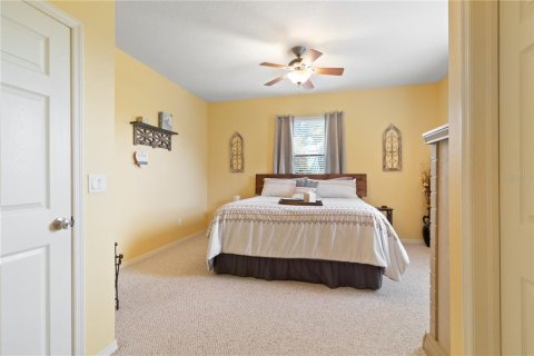 House in Land O' Lakes, Florida 4 bedrooms, 206.99 sq.m. № 1419333 - photo 28