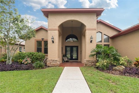 House in Land O' Lakes, Florida 4 bedrooms, 206.99 sq.m. № 1419333 - photo 3